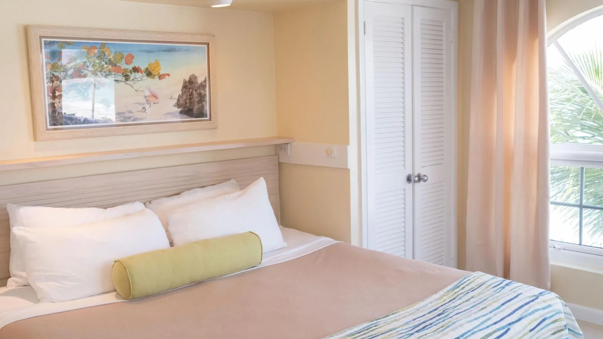 Ocean View Villas At Paradise Island Beach Club